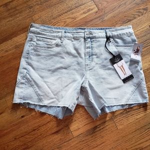 Women's Denim Shorts, size 16